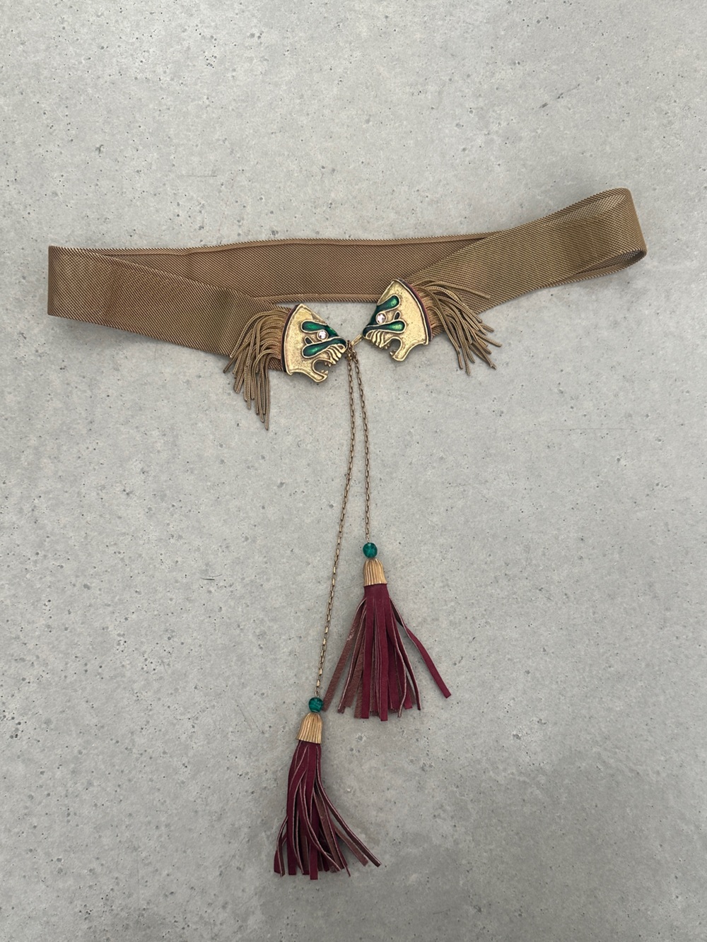 Fringe Tassel Lion Chainmail Waist Belt with Burgundy Tassels — size Small